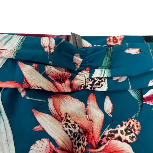 La Blanca Flyaway Orchid Hipster Bikini Swimsuit Bottom Floral Tropical NWOT - Picture 4 of 11